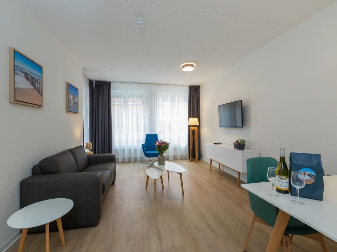 Apartment Near Beach In Заутеланде Экстерьер фото